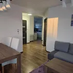 Z Basenem I Salonem Apartment Sztutowo