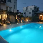 Z Basenem I Salonem Apartment Sztutowo