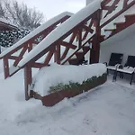 Z Basenem I Salonem Sztutowo