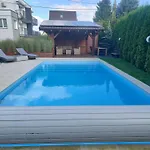 Z Basenem I Salonem Sztutowo