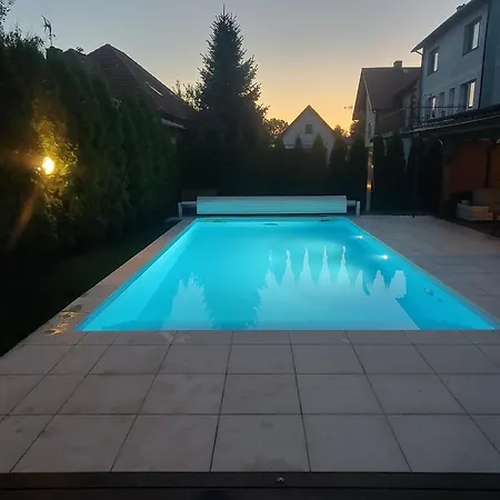 Z Basenem I Salonem Apartman Sztutowo